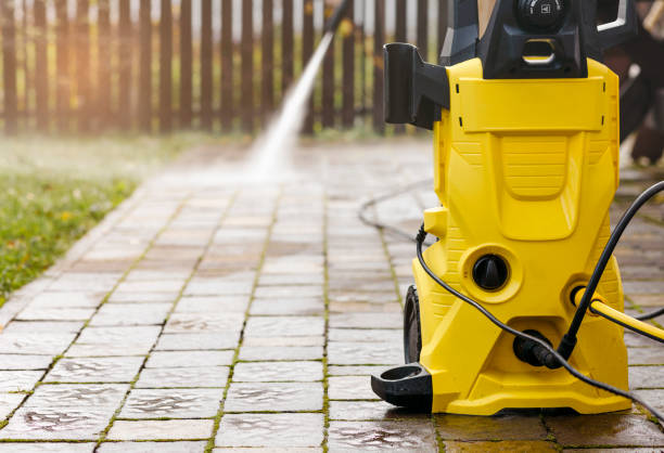 Best Graffiti Removal  in Roseburg, OR